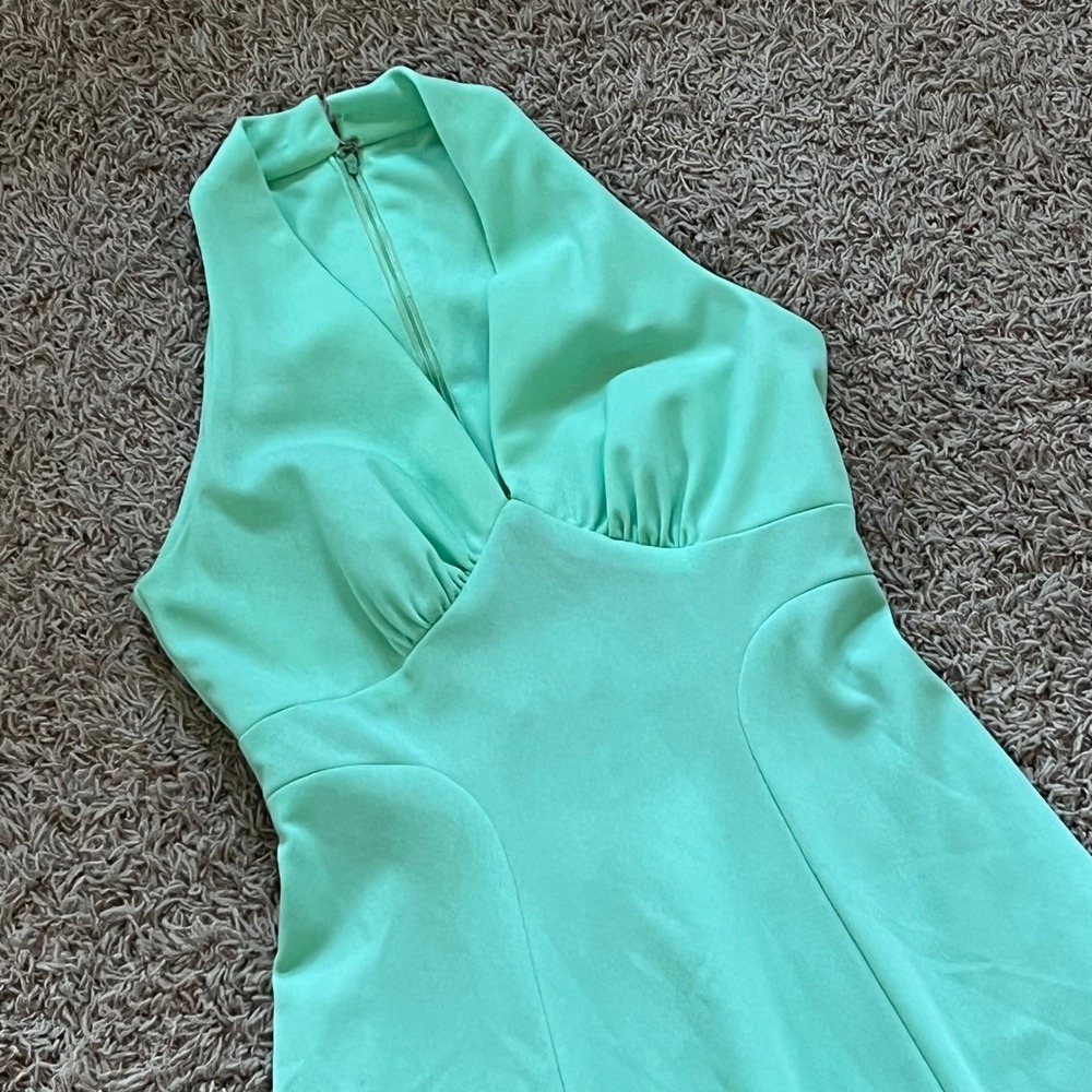 Vintage 70s Mint‎ Green Halter Maxi Dress V-Neck Empire Waist Formal Gown Retro